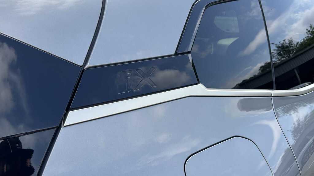 BMW iX Ix Xdrive40 M Sport Black #28