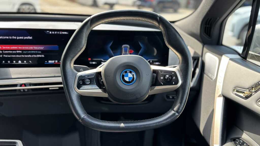 BMW iX Ix Xdrive40 M Sport Black #15