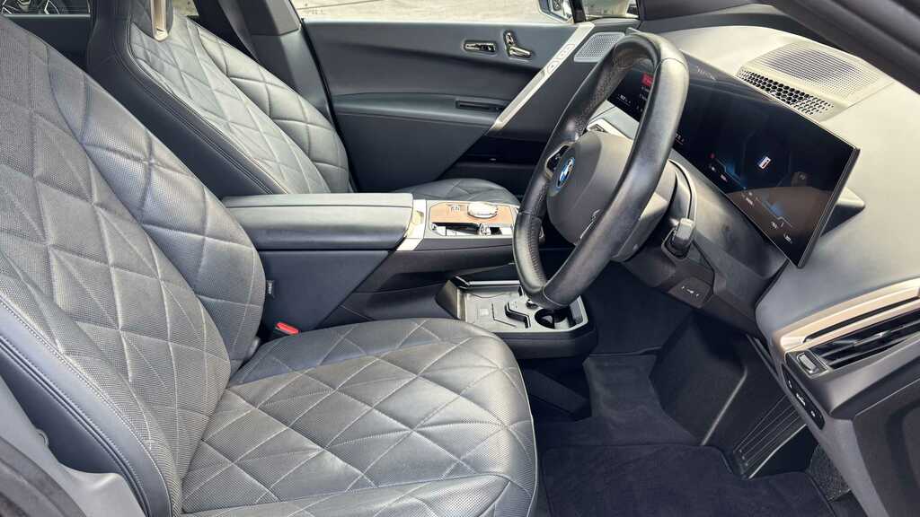 BMW iX Ix Xdrive40 M Sport Black #22