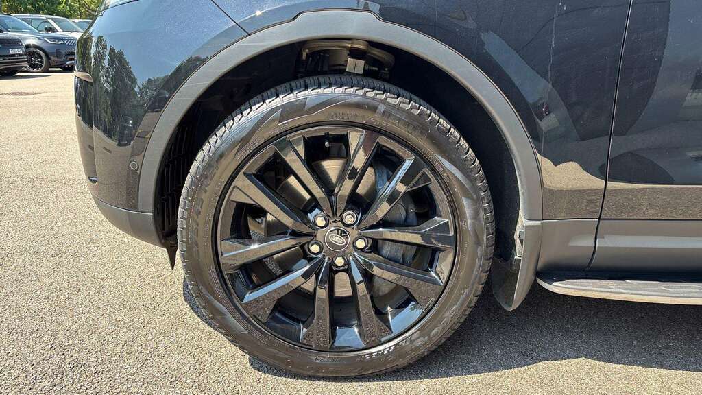 Land Rover Discovery 3.0 D350 Dynamic Hse 2025 Brown #31