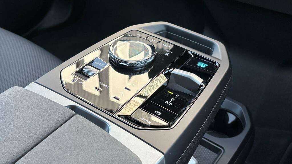 BMW iX Ix Xdrive50 M Sport Black #11