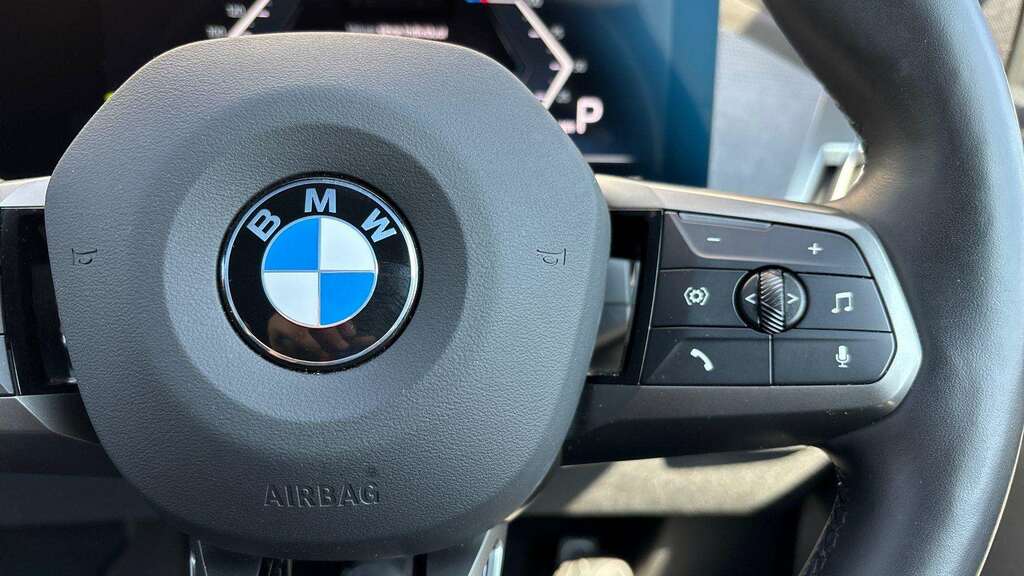 BMW iX Ix Xdrive50 M Sport Black #22