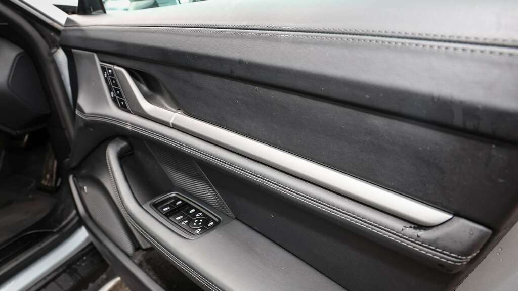 Porsche Taycan Taycan 4X2 Silver #16