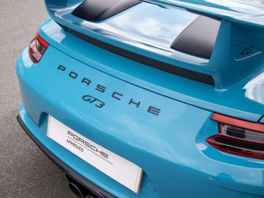 Porsche 911 911 Carrera Gts S-a Blue #10