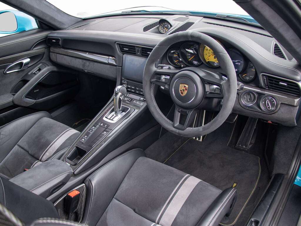 Porsche 911 911 Carrera Gts S-a Blue #28