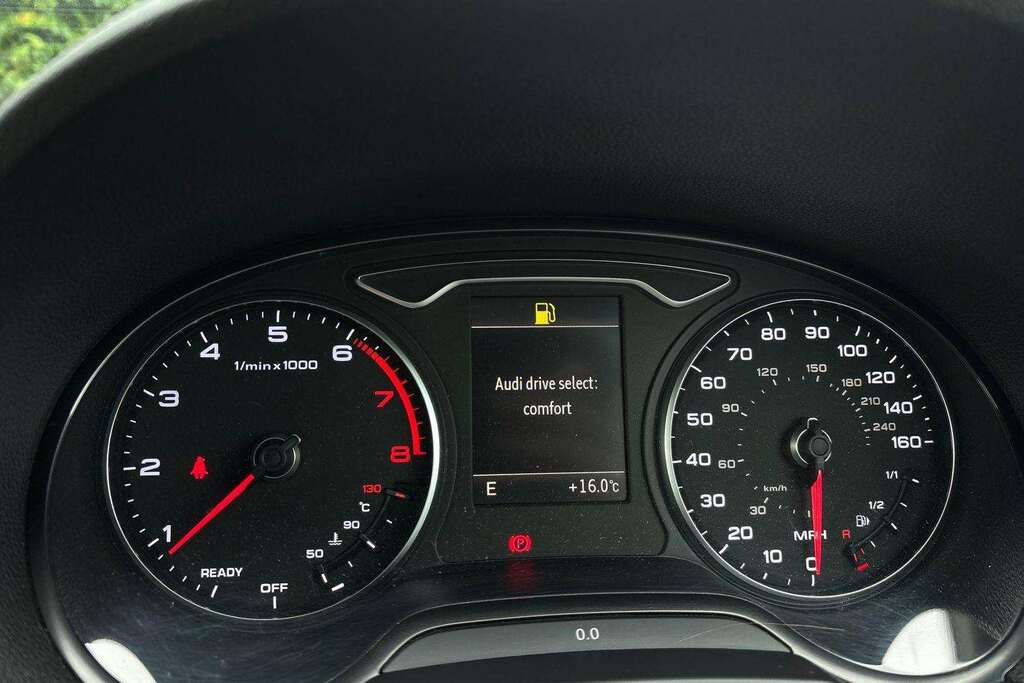 Audi A3 Audi Sportback Sport 1.6 Tdi 110 Ps 6 Speed Grey #30