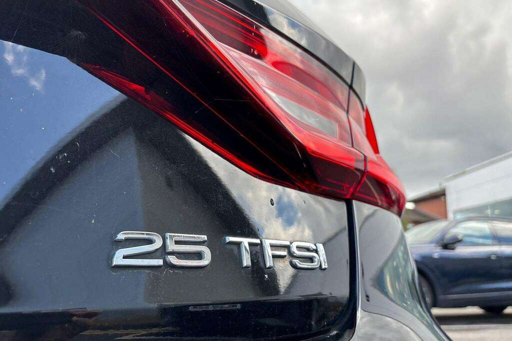 Audi A1 Audi A1 Sportback 30 Tfsi 110 Black Edition Grey #12