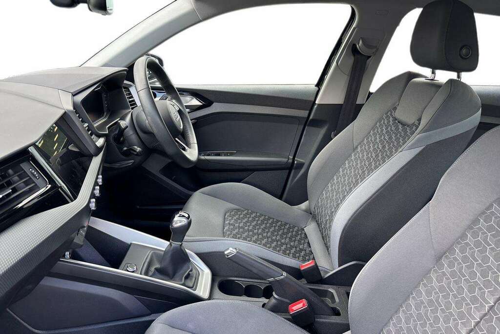 Audi A1 Audi A1 Sportback 30 Tfsi 110 Black Edition Grey #21