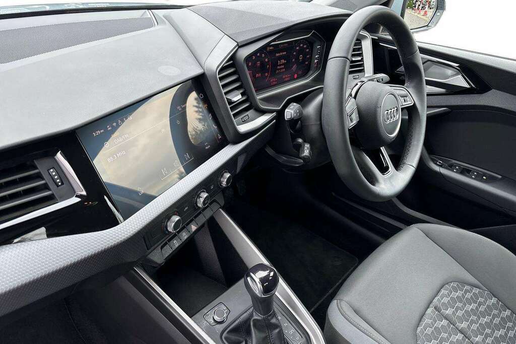 Audi A1 30 Tfsi Sport S Tronic Blue #20