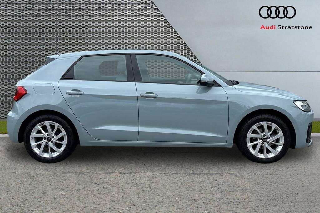 Audi A1 30 Tfsi Sport S Tronic Blue #4