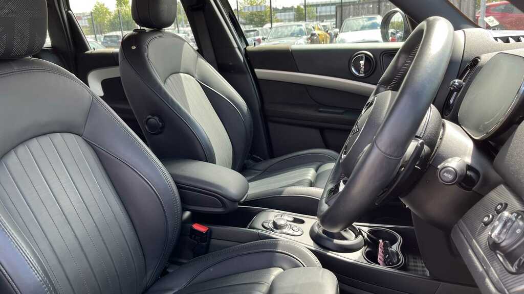 Mini Countryman Countryman Cooper S E All4 Classic Silver #12