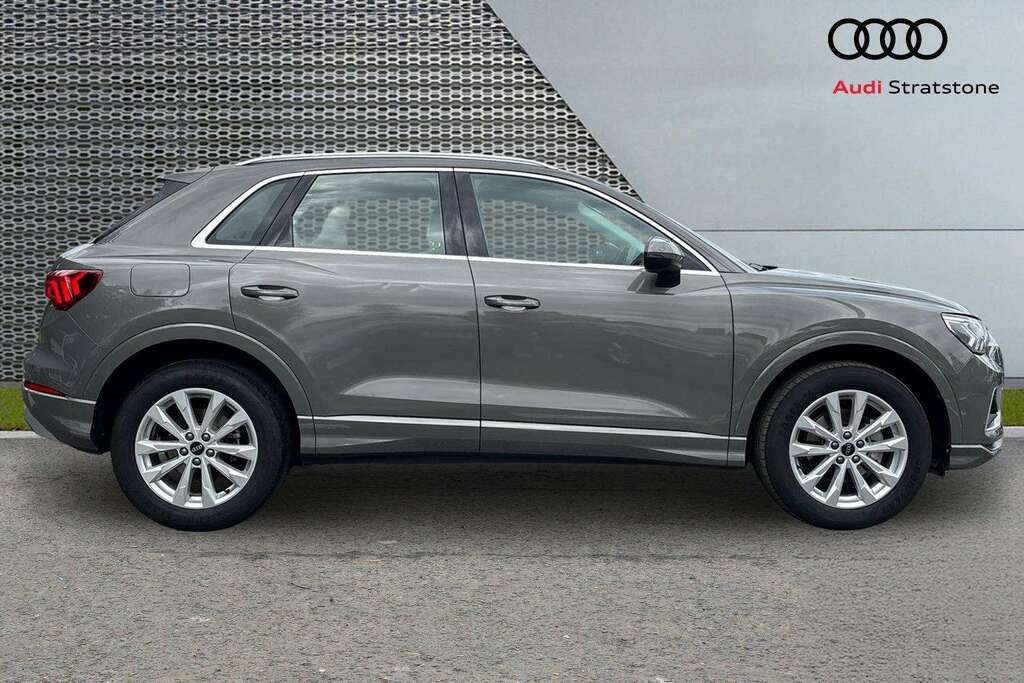Audi Q3 35 Tfsi Sport S Tronic 2023 Grey #4