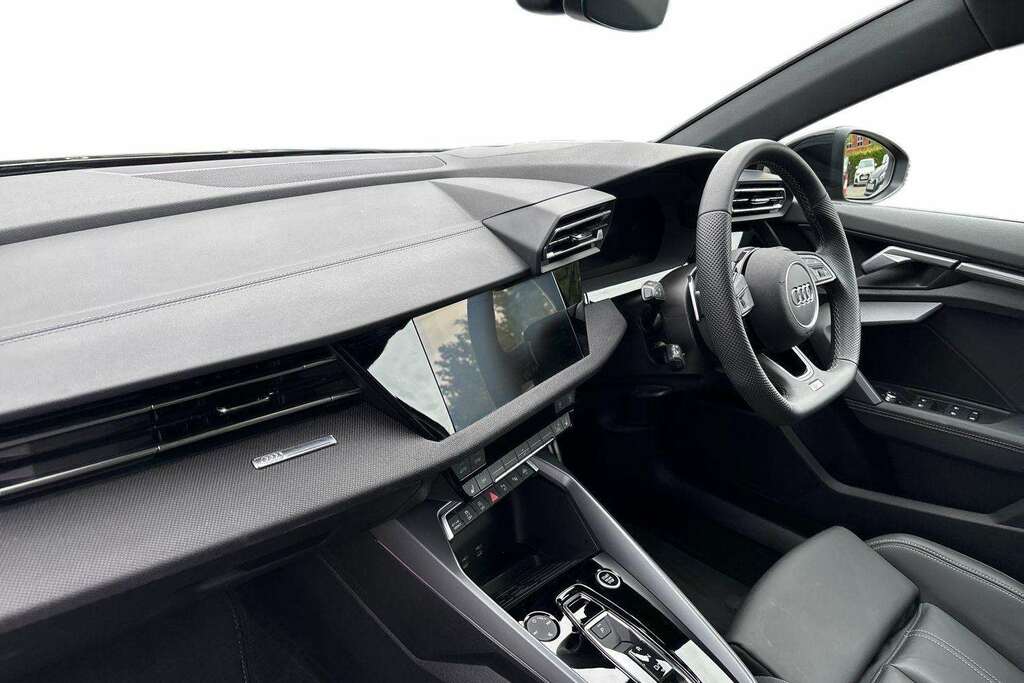 Audi A3 35 Tfsi Black Edition S Tronic 2025 MT25YRE Black #2