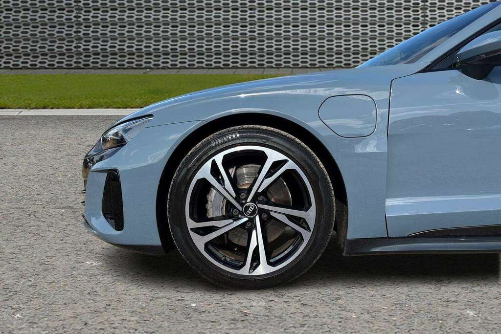 Audi E Tron GT 390Kw Quattro 93Kwh Black #11
