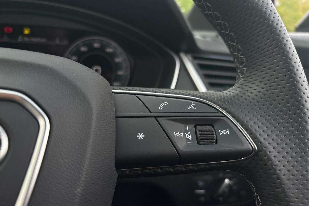 Audi Q5 Suv Launch Edition Tdi Quattro 204 Ps S Tronic Black #16