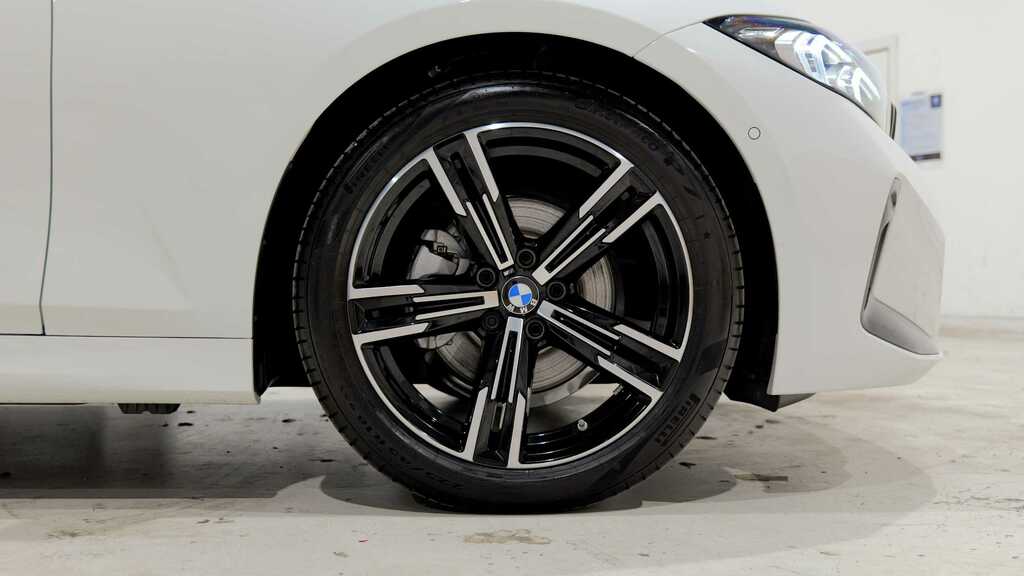 BMW 3 Series 320I M Sport Step 2026 YW26EAF White #4