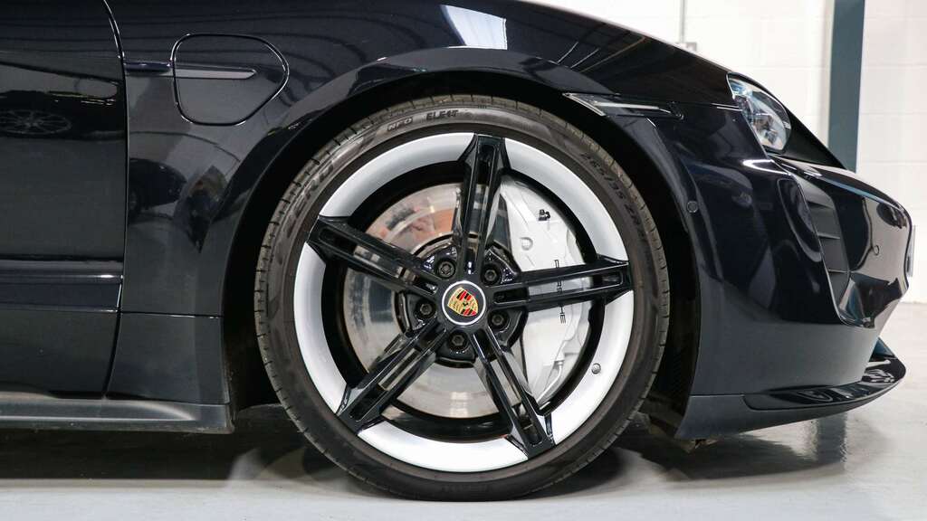 Porsche Taycan Turbo 2020 Black #6