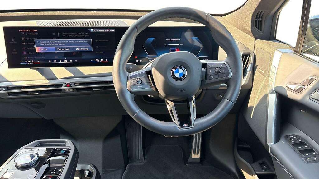 BMW iX 300Kw Xdrive45 M Sport 101Kwh 2026 Black #6