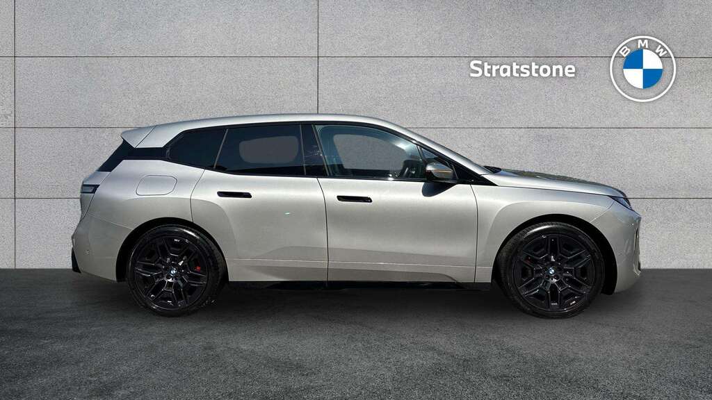 BMW iX 400Kw Xdrive60 M Sport 112Kwh 2026 Silver #3