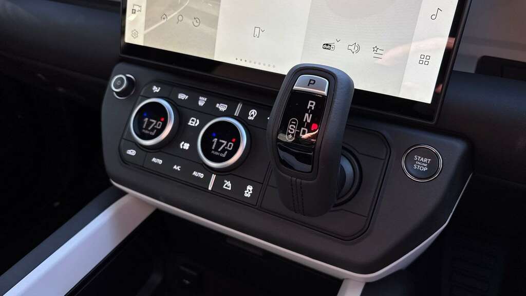 Land Rover Defender 110 4.4 P635 Octa 110 Grey #13