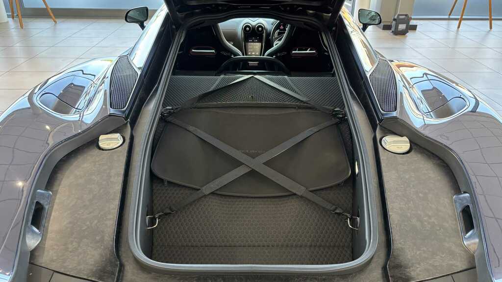 McLaren GT V8 Ssg Blue #24