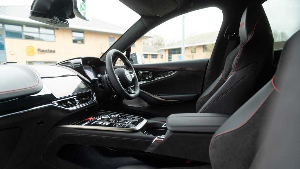 Aston Martin DBX 4.0 V8 707 Suv 4Wd Euro 6 Ss 7 #52