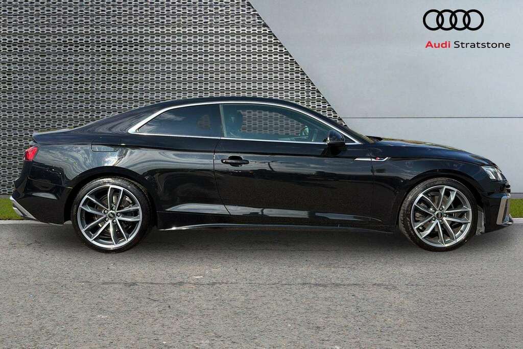 Audi A5 35 Tfsi S Line S Tronic 2022 Black #4