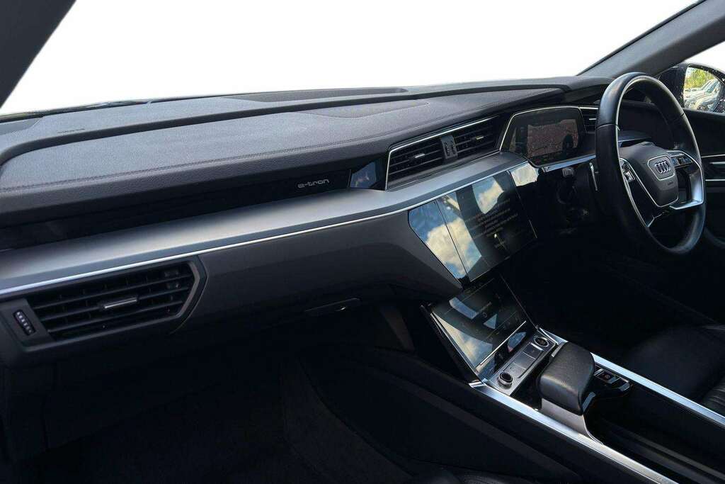 Audi E-tron 300Kw 55 Quattro 95Kwh Sport 2021 Black #2