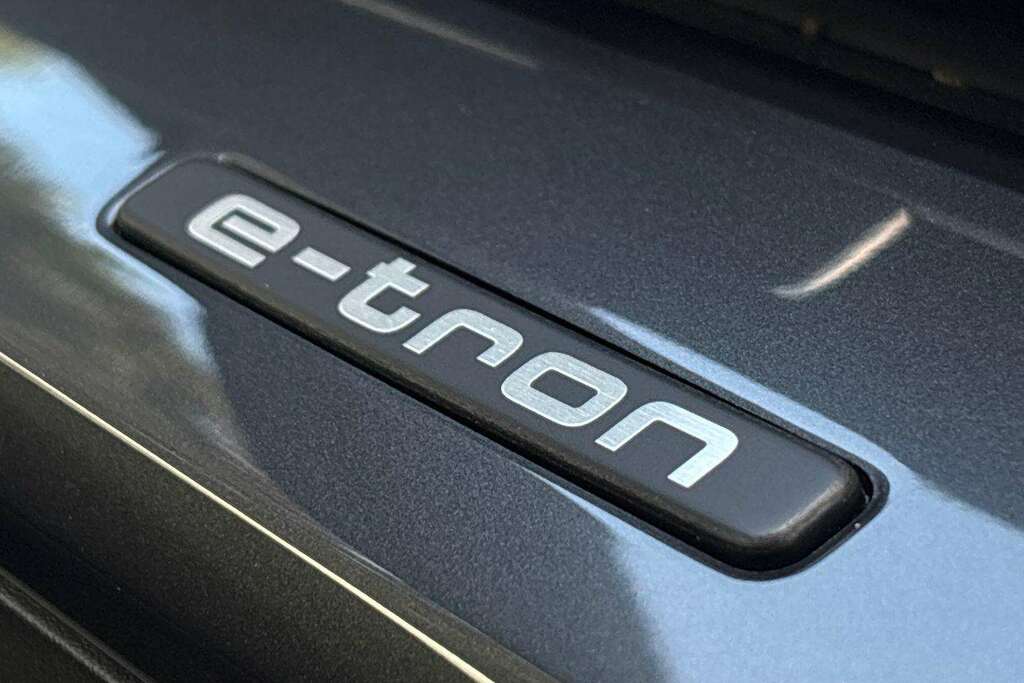Audi Q4 E Tron S Line 50 E-tron Quattro 220Kw Blue #35