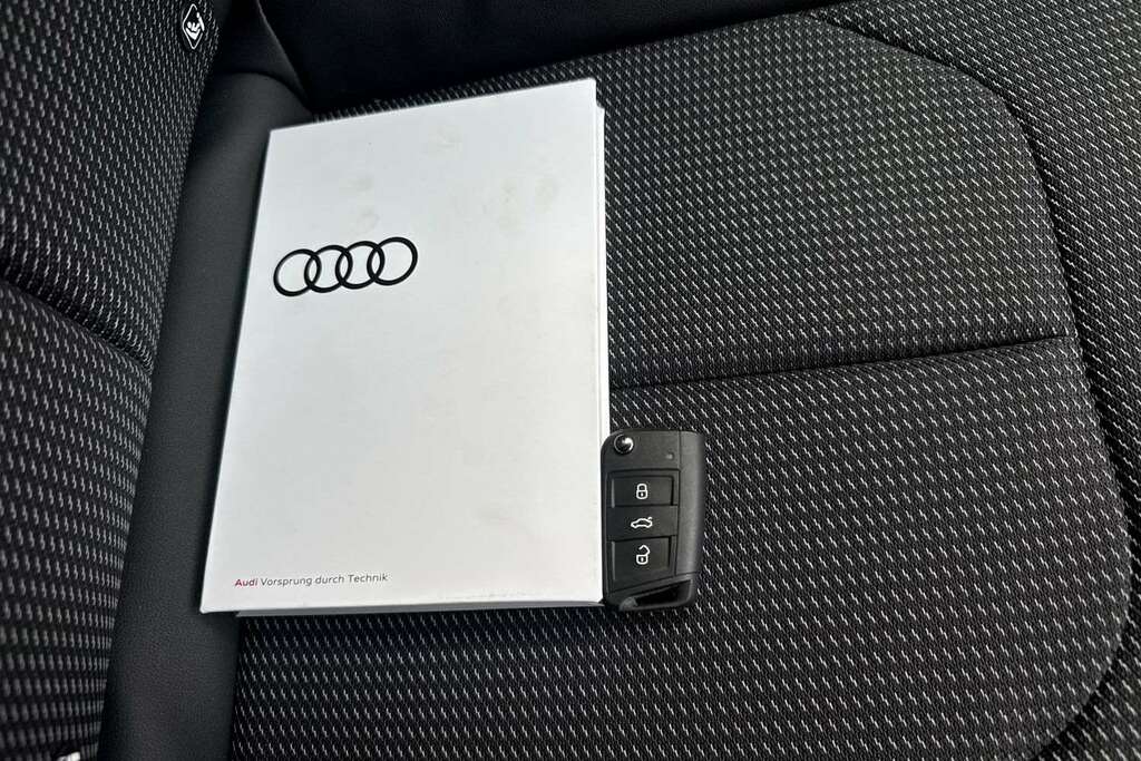 Audi A1 30 Tfsi Black Edition S Tronic 2026 Grey #25