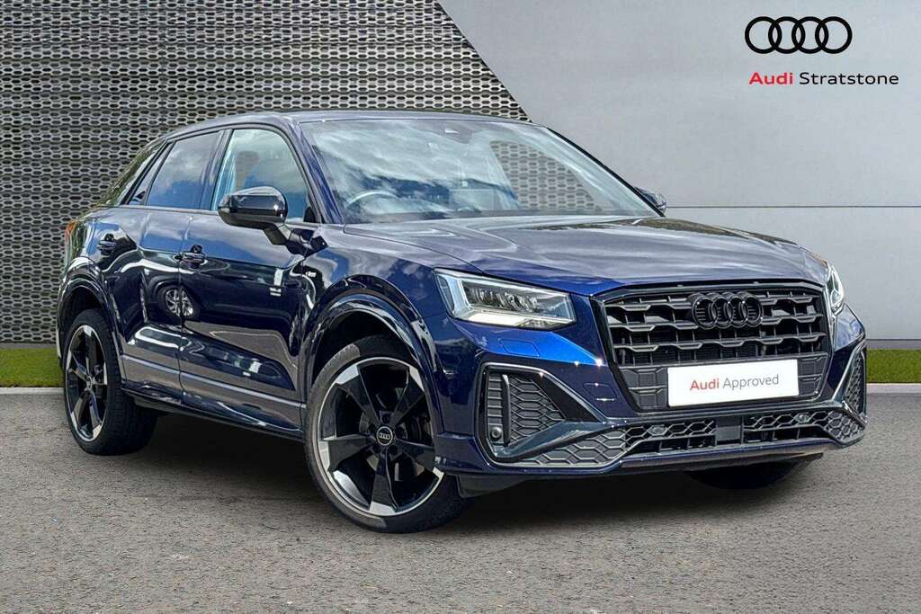Audi Q2 30 Tfsi 116 Black Edition 2024 Blue