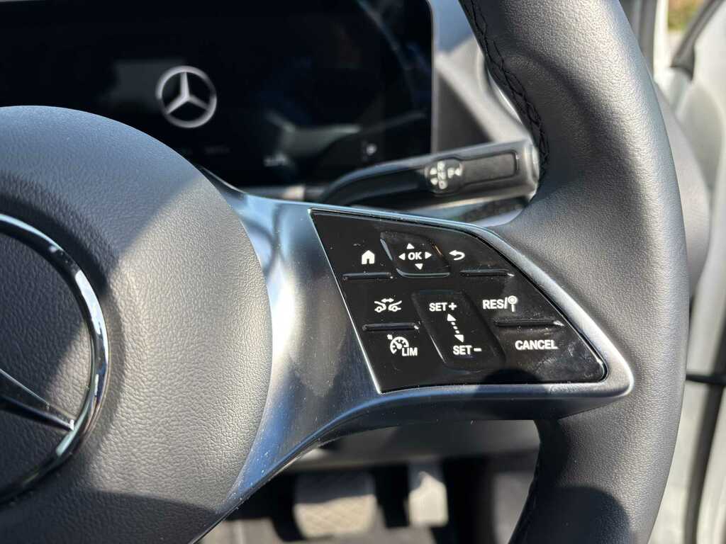 Mercedes-Benz EQA Eqa 250 70.5Kwh Sport Executive Suv Electri #19