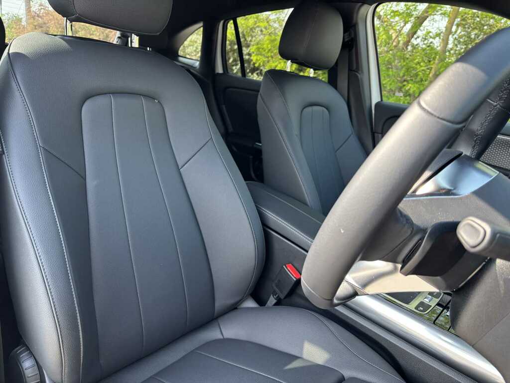 Mercedes-Benz EQA Eqa 250 70.5Kwh Sport Executive Suv Electri #31