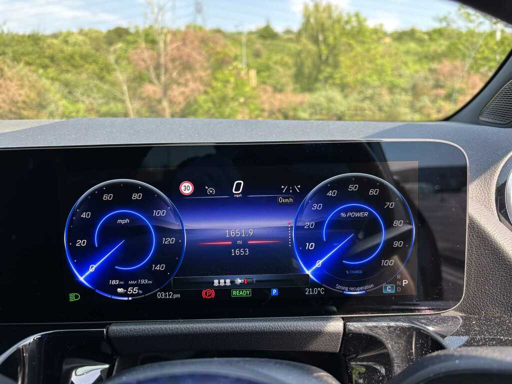 Mercedes-Benz EQA Eqa 250 70.5Kwh Sport Executive Suv Electri #20