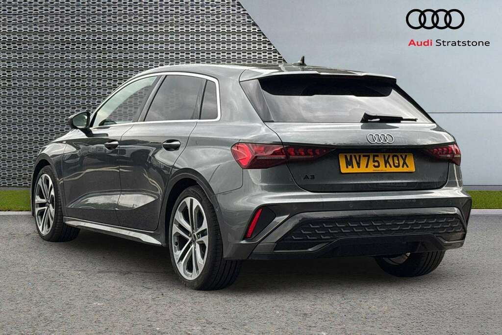 Audi A3 1.5 Tfsi 150 S Line S Tronic 2025 Grey #3