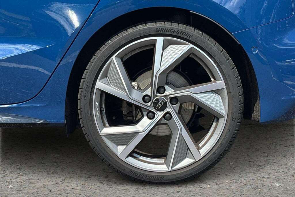 Audi A3 1.5 Tfsi 150 Black Edition S Tronic 2025 Blue #5
