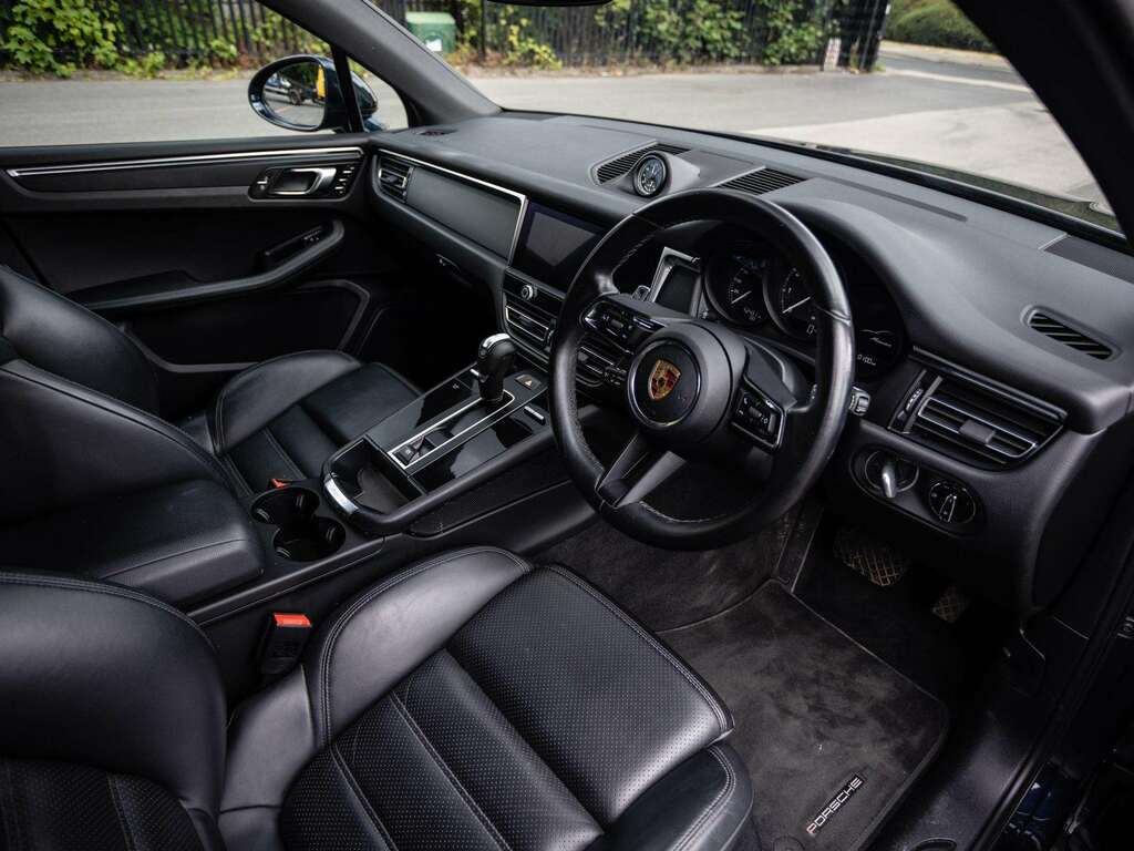 Porsche Macan 2.0T Pdk 4Wd Euro 6 Ss Red #12
