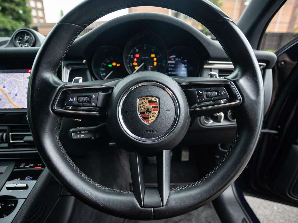 Porsche Macan 2.0T Pdk 4Wd Euro 6 Ss Red #11