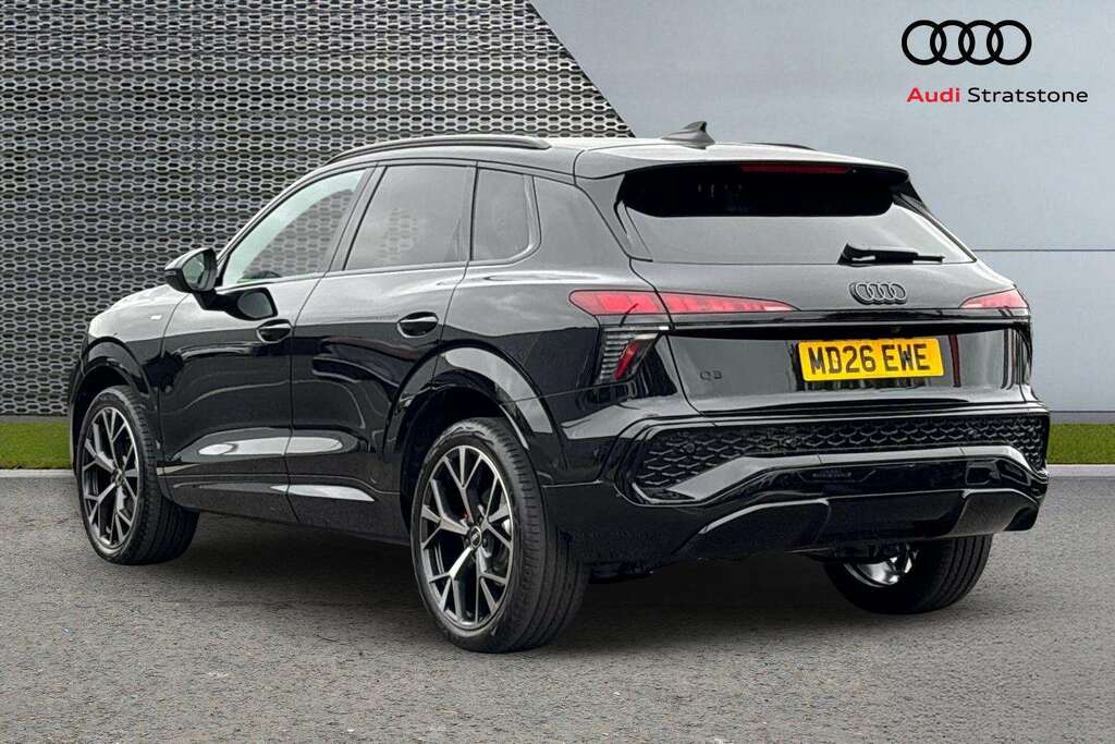 Audi Q3 1.5 Tfsi Edition 1 S Tronic 2026 Black #3