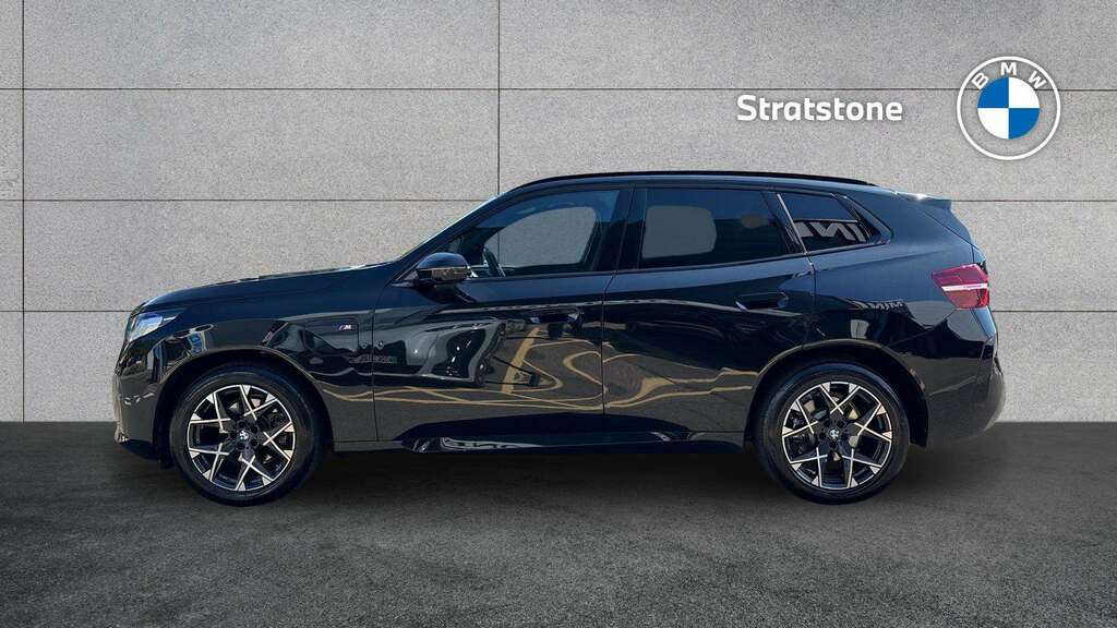 BMW X3 30E Xdrive M Sport 2025 Black #4