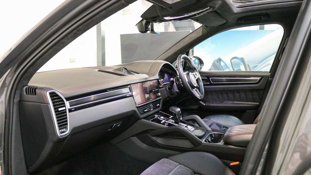 Porsche Cayenne Gts 2023 Grey #5