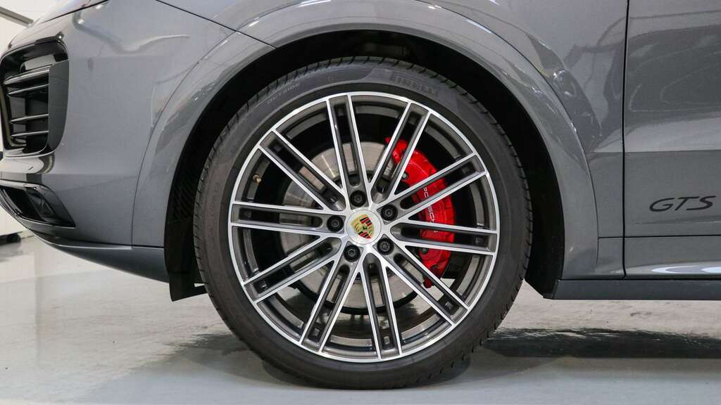 Porsche Cayenne Gts 2023 Grey #6