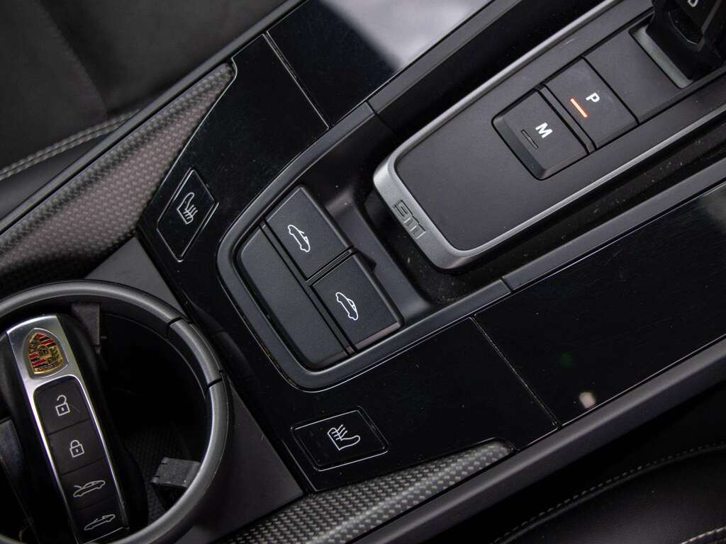 Porsche 911 Targa 4 Gts S-a 2023 Black #20
