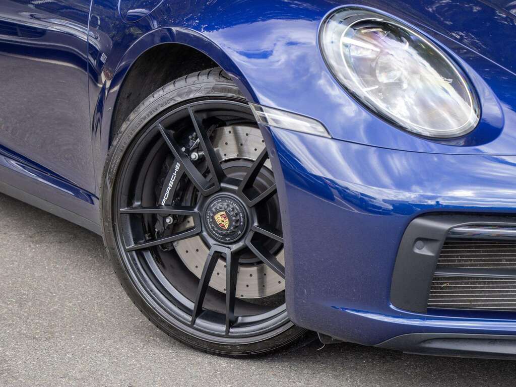 Porsche 911 Gts Pdk 2023 Blue #4