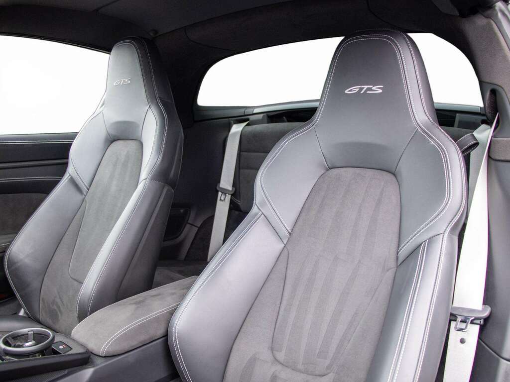 Porsche 911 Targa 4 Gts S-a 2023 Black #22