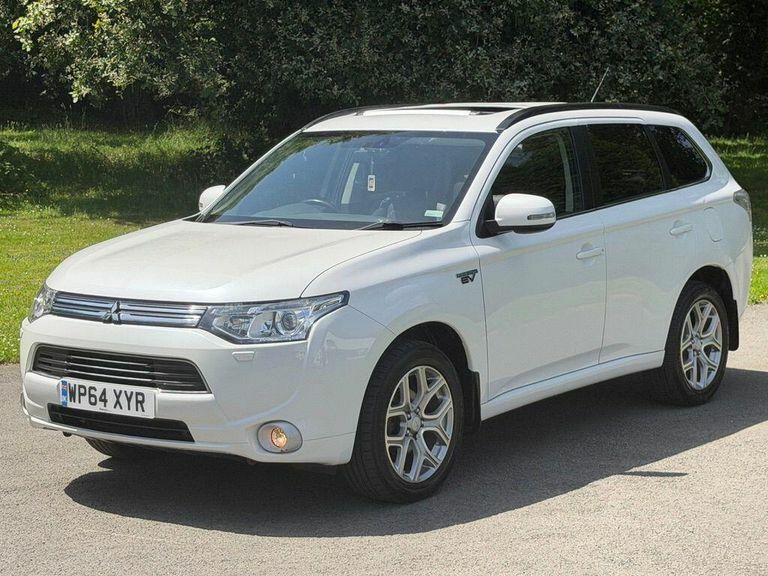 Mitsubishi Outlander 2.0H 12Kwh Gx4h Cvt 4Wd Euro 5 Ss White #3