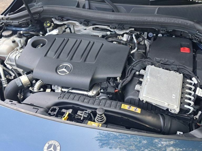 Mercedes-Benz B Class B220d Amg Line Executive Silver #18