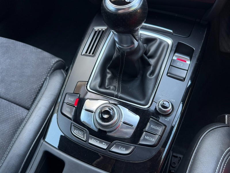 Audi A4 Black Edition Grey #17