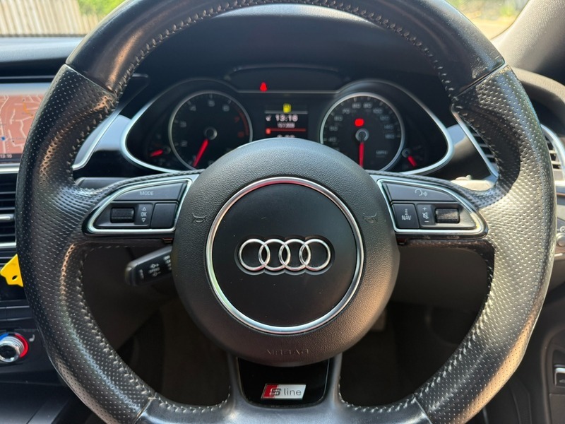 Audi A4 Black Edition Grey #18