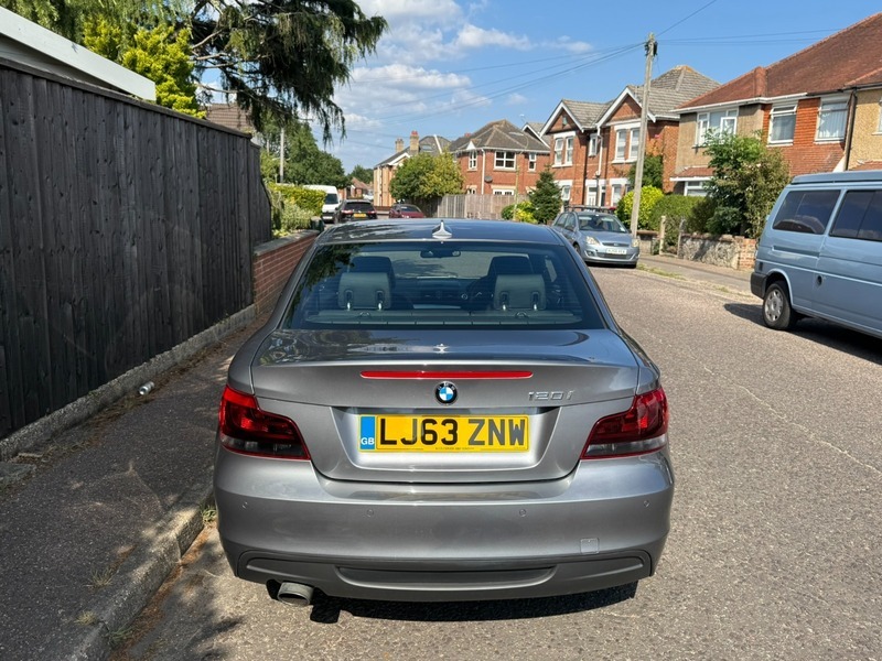 BMW 1 Series Black #8